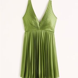Abercrombie & Fitch Gisele Pleated Mini Dress
